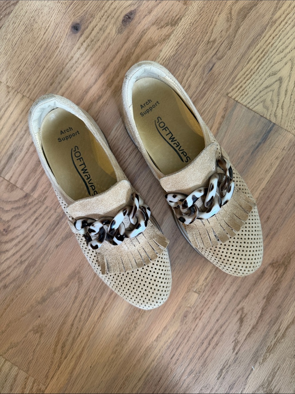 Softwaves Women's Beige Perforated Moccasin with Decorative Chain